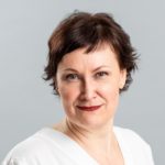 Krista Keränen on palveluliiketoiminnan ja koulutuksen ammattilainen. Pelilliset menetelmät palvelumuotoilussa -kouluttaja