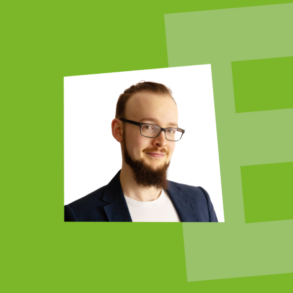 Mikael Tómasson, tee tekoälystä markkinointiassari -kouluttaja